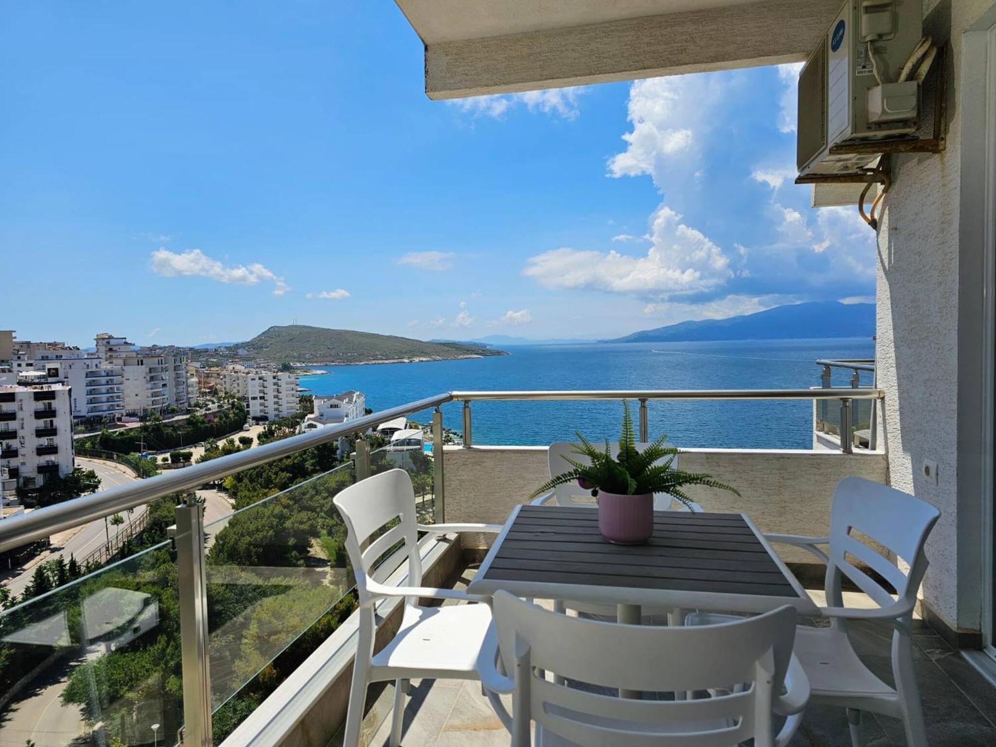 Brand New Apartments Sarandë エクステリア 写真